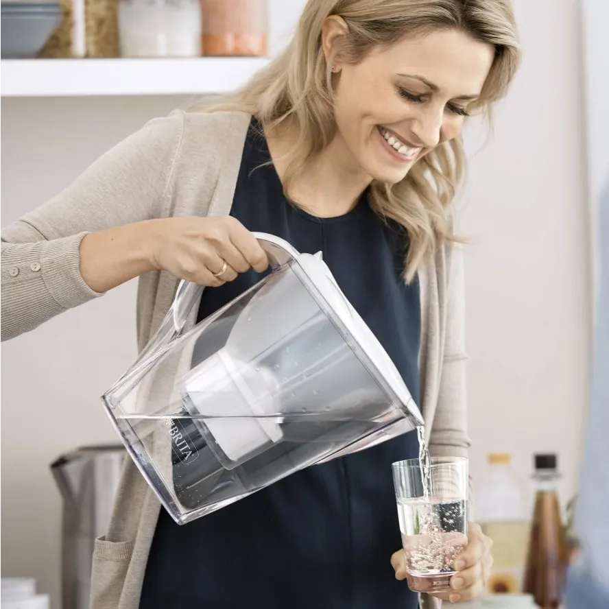 Filtrační konvice Brita Marella XL bílá + 6 ks Filter Logic FL-402H